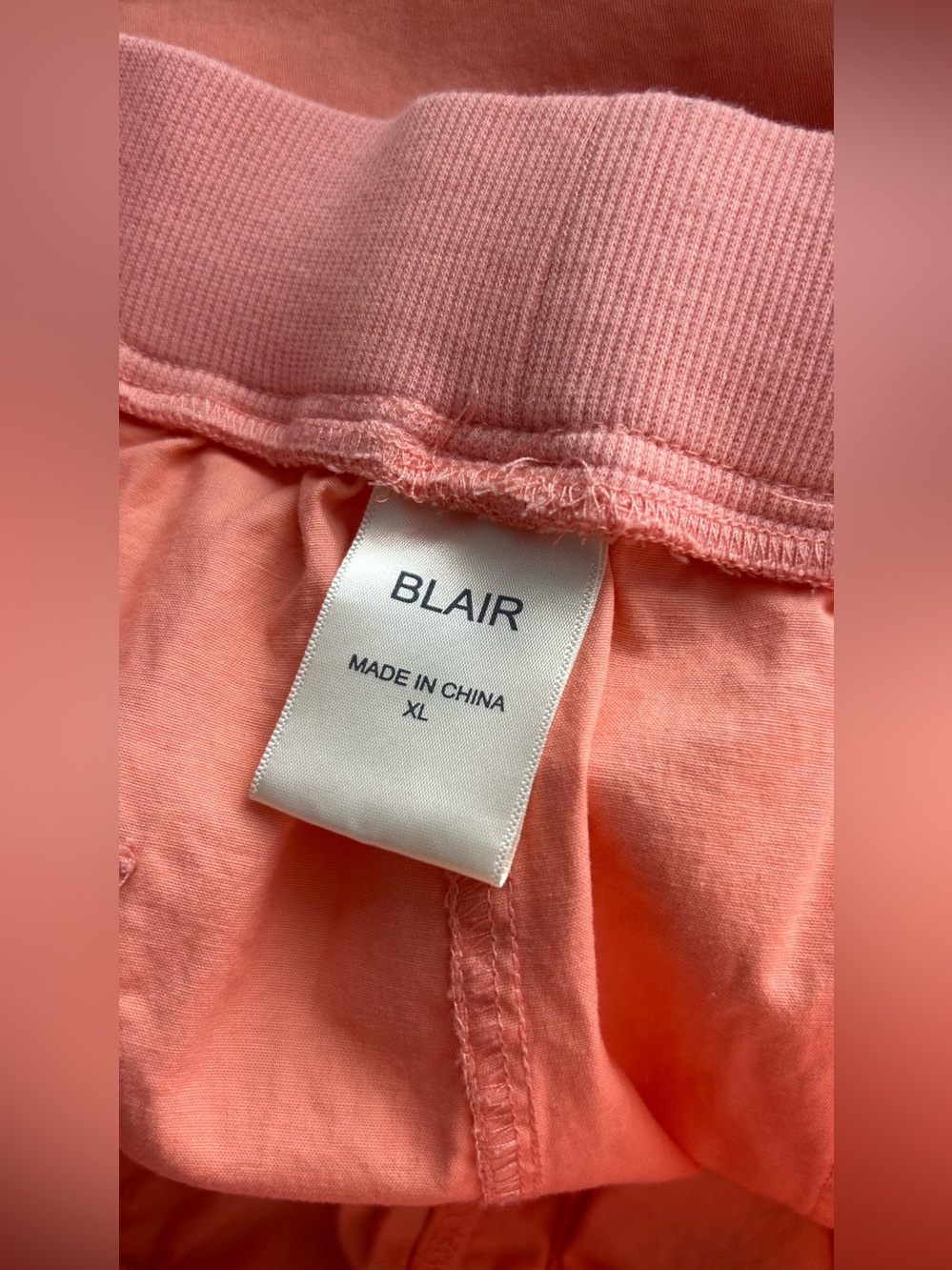 Blair Coral Capri Pants - Picture 3 of 3